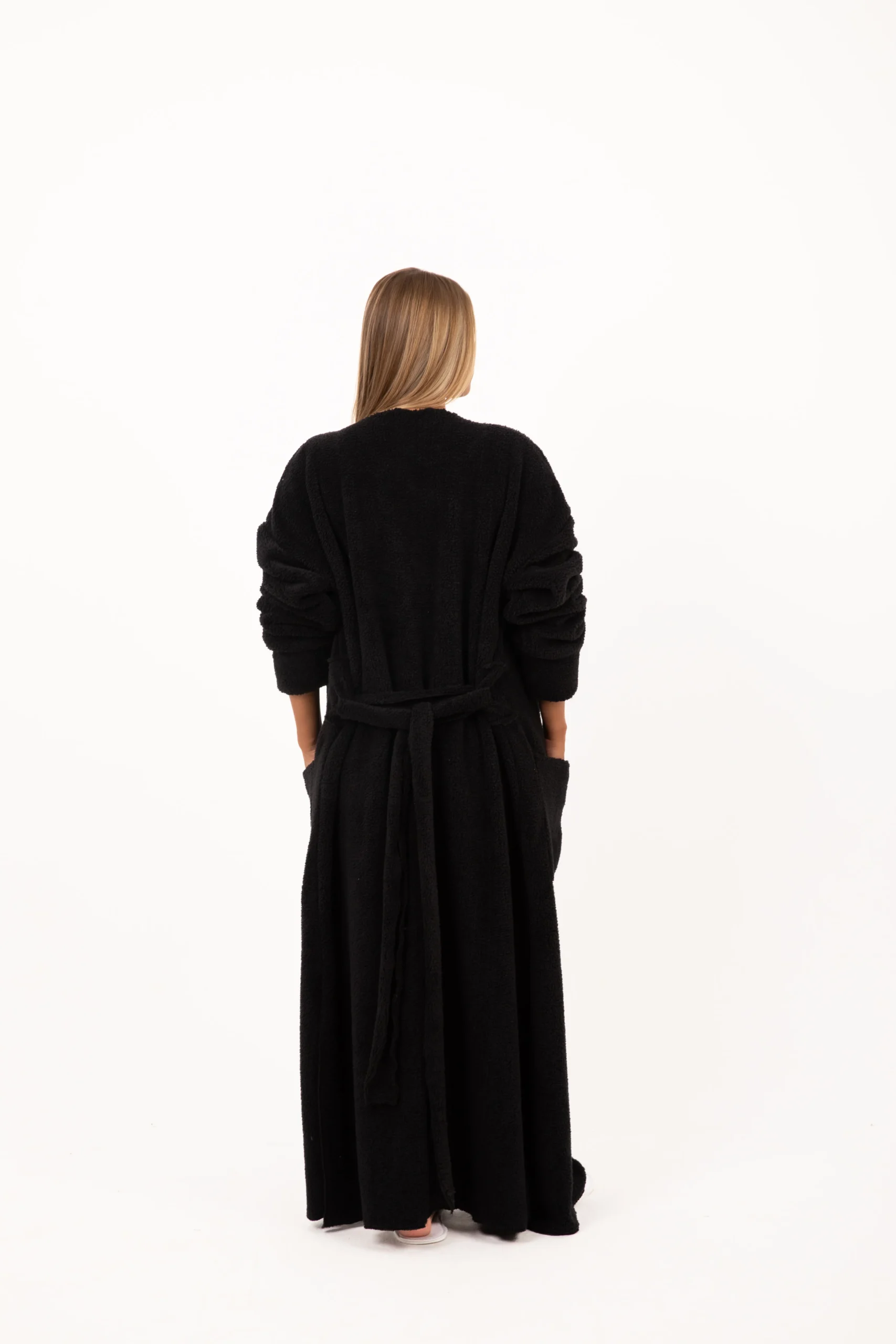Black Musk Winter Robe - Image 4