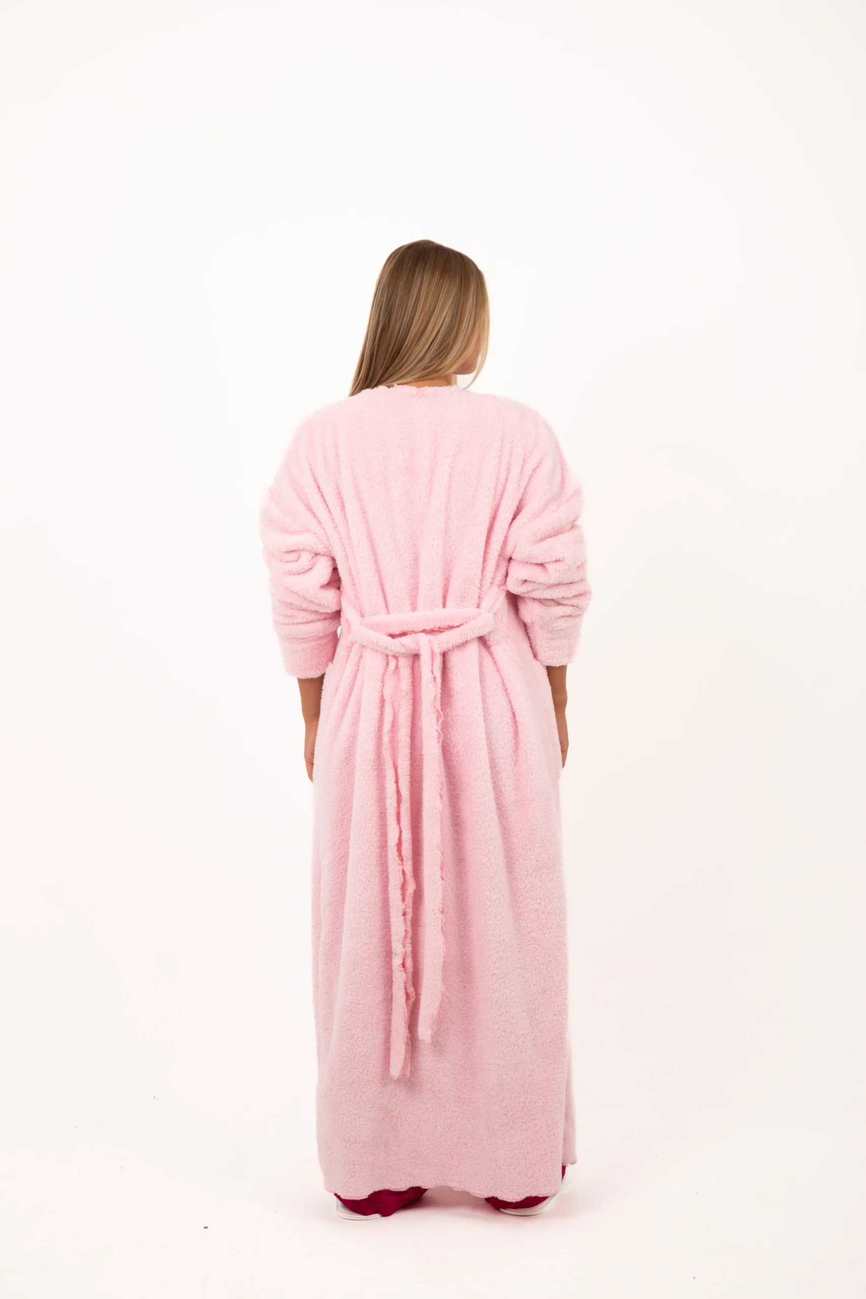 Roses Winter Robe - Image 3